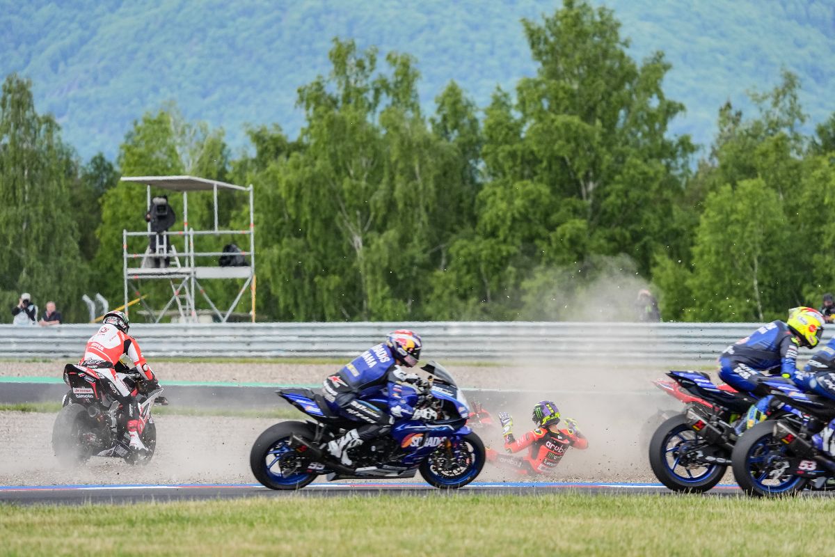 Bulega Steals It On The Line To Share The Spoils With Razgatlioglu