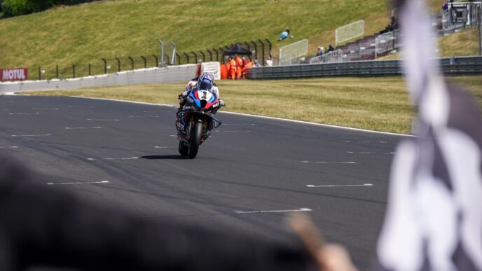 Toprak Dominates At Autodrom Most