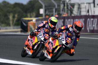 Uriarte In Front Of Danish To Win Rookies Cup Le Mans Race 1