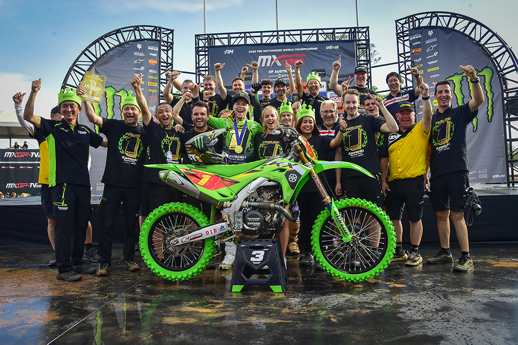 Mxgp: World Title Joy For Febvre And Längenfelder