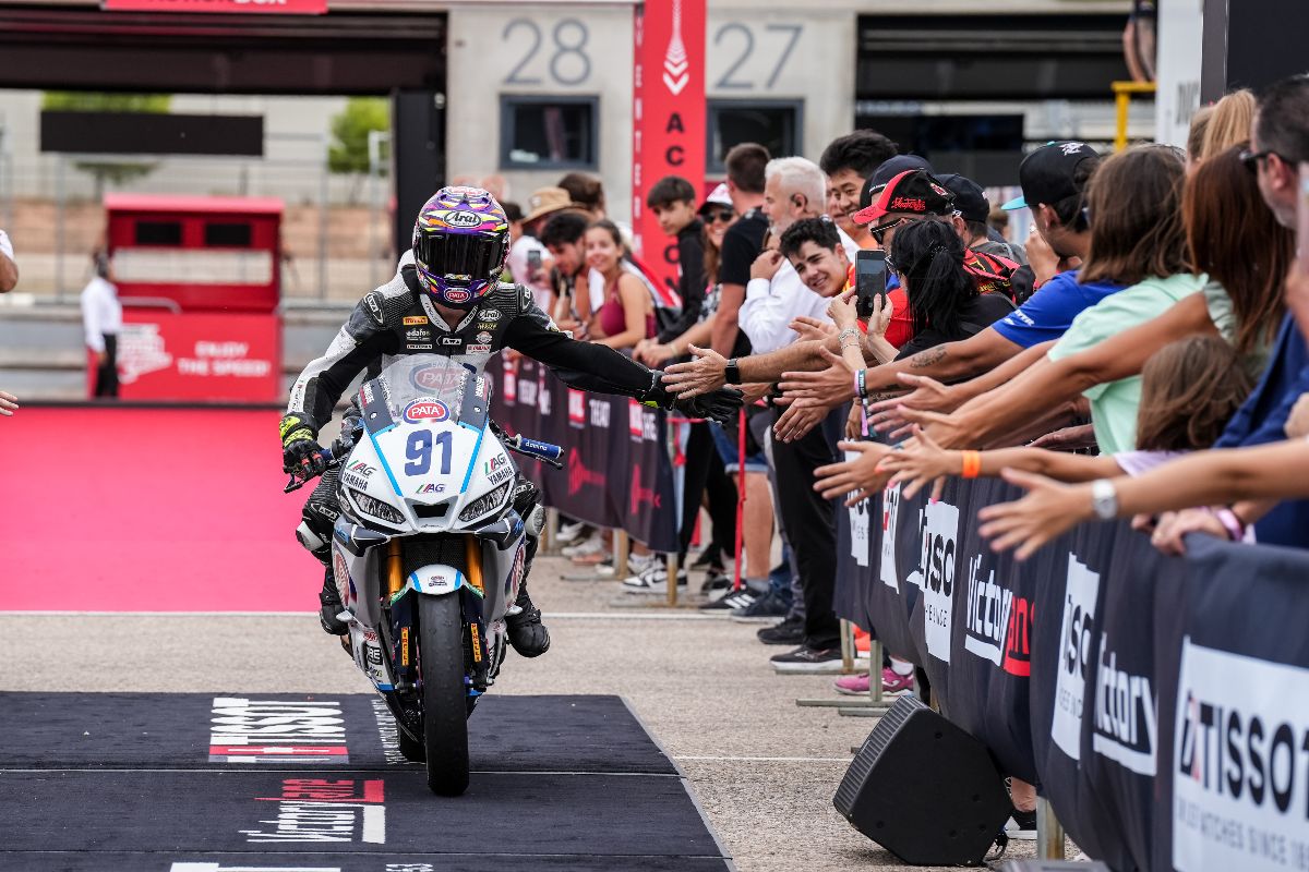 Worldssp300: Chaotic Race Ends With A Dominant Victory For Vannucci