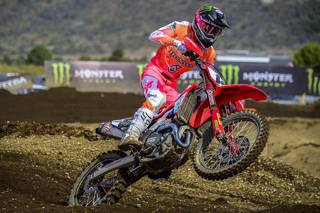 Mxgp: Vialle &Amp; Sacha Coenen Draw First Blood With Qualifying Wins