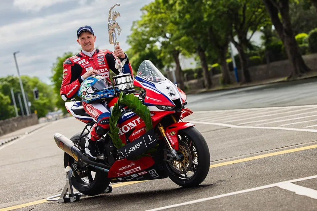Isle Of Man Tt: Six Of The Best As Harrison Wins 2026 Rst Superbike Tt
