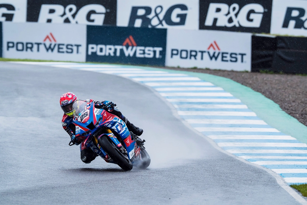 British Superbikes: Brookes Leads The Pack On Combined Times