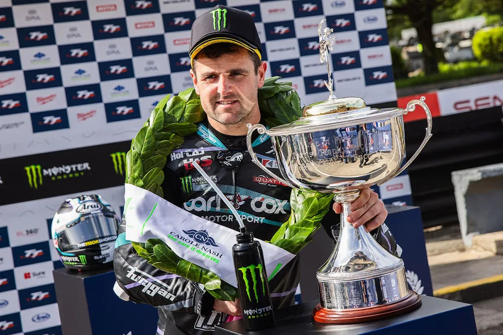 Isle Of Man Tt: Dunlop Doubles Up With Sportbike Win