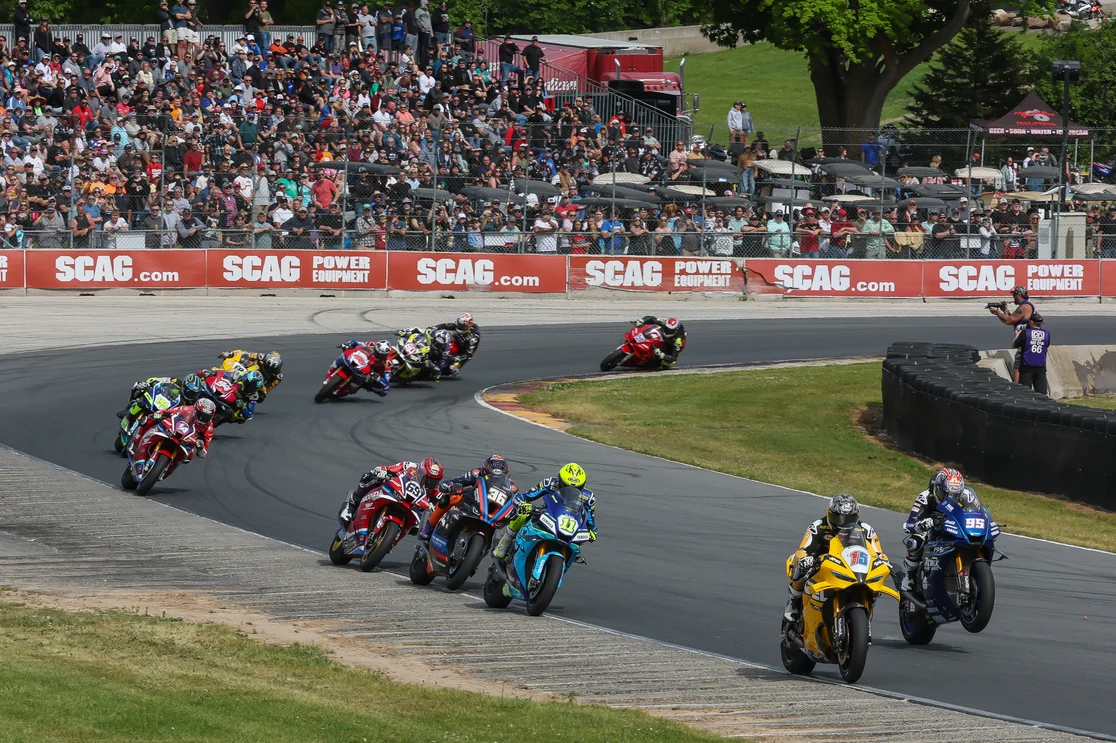 Motoamerica Superbikes At Road America Sets Another Attendance Record